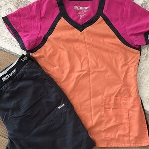 Scrub set